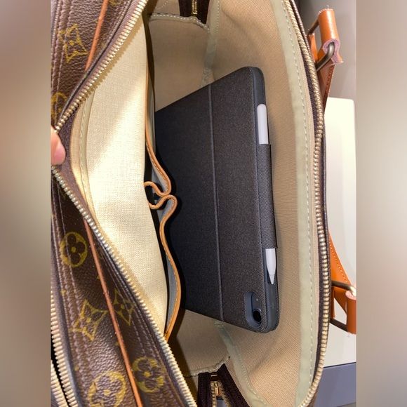 Louis Vuitton authentic large monogram reporter PM shoulder bag - Picture 6 of 13